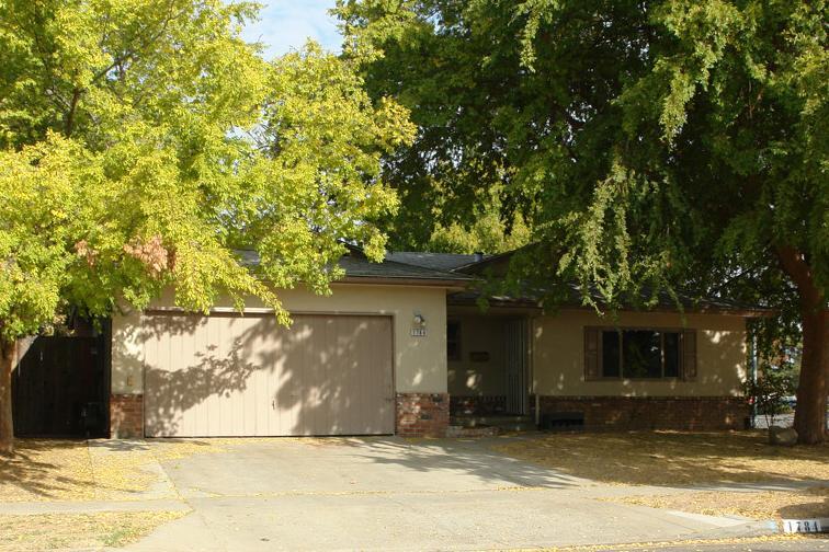 1784 E Fremont Ave