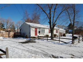 77 Pine Hill Rd