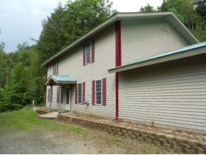 3011 Hogback Rd