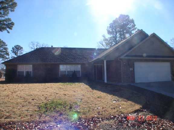 29 Lyndhurst Dr