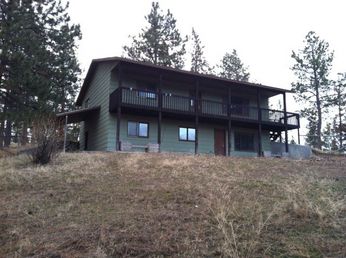 3296 Lupine Ln