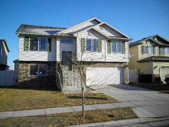 930 York Dr