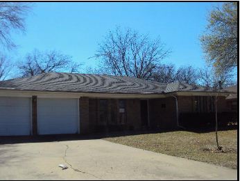 1212 Linden Dr