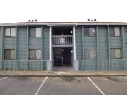 1319 S Puget Dr Apt D32