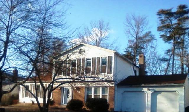 8913 Bluffwood Lane