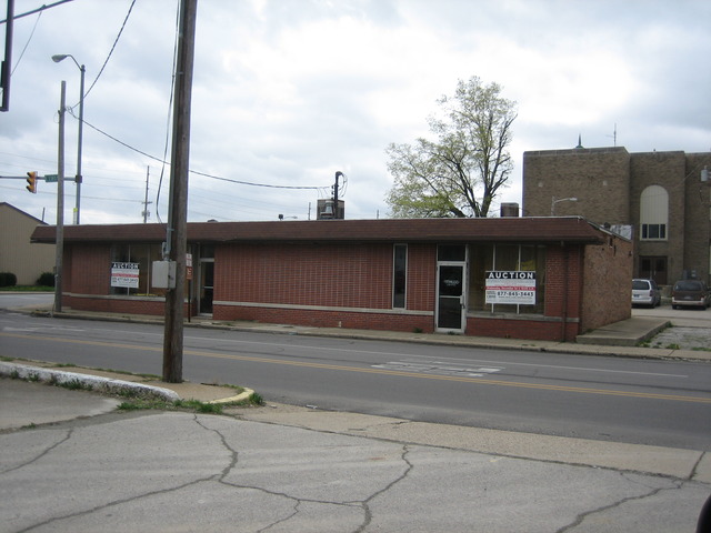 2301 Columbus Aveune