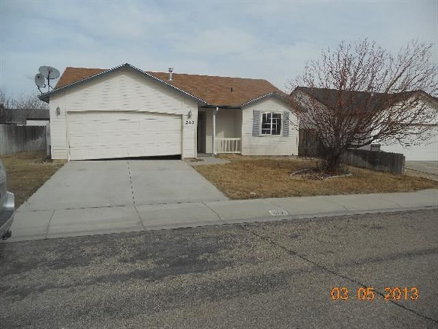 282 W Farmall Way