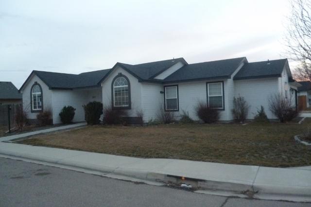 2111 S Greenhaven Way