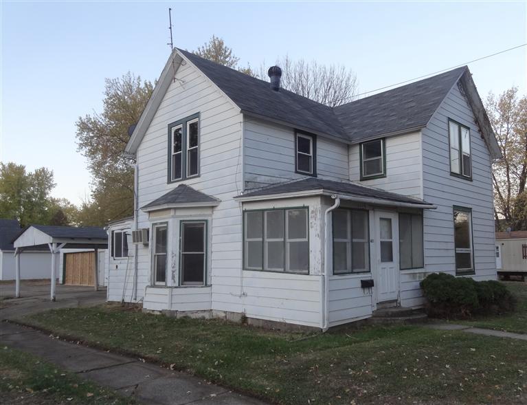 401 W Division St