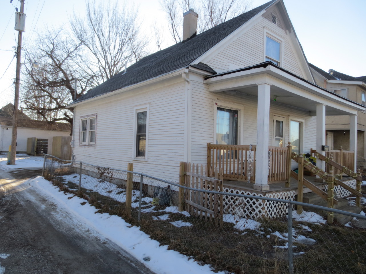209 N 9th St