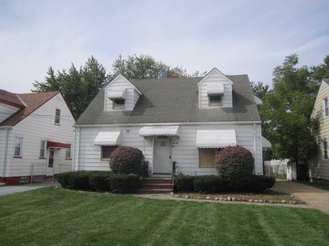 5214 Henry St