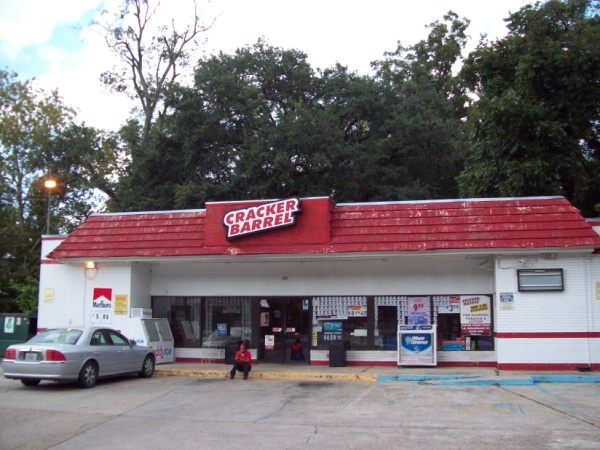 405 E University