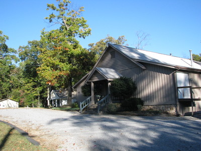 9040 Scenic Hwy.