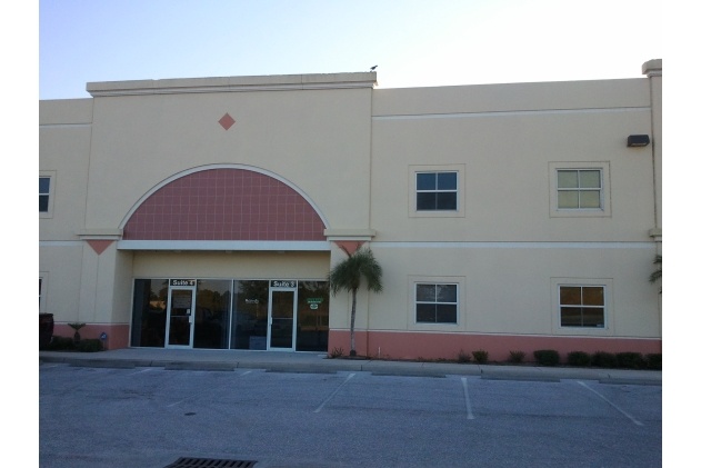795 Commerce Dr