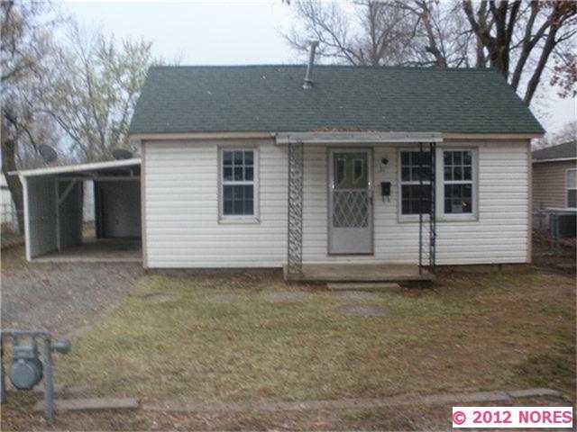 316 Sw Graham Ct
