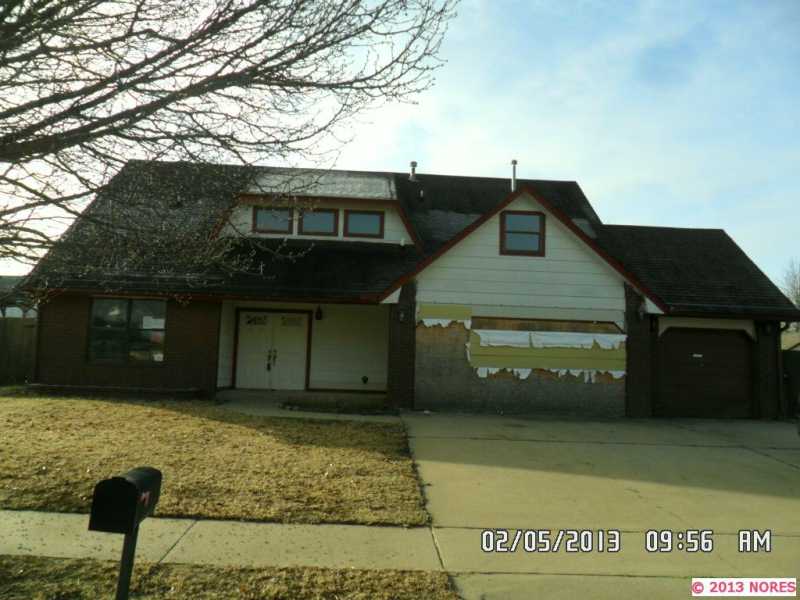 1124 E 137th Pl