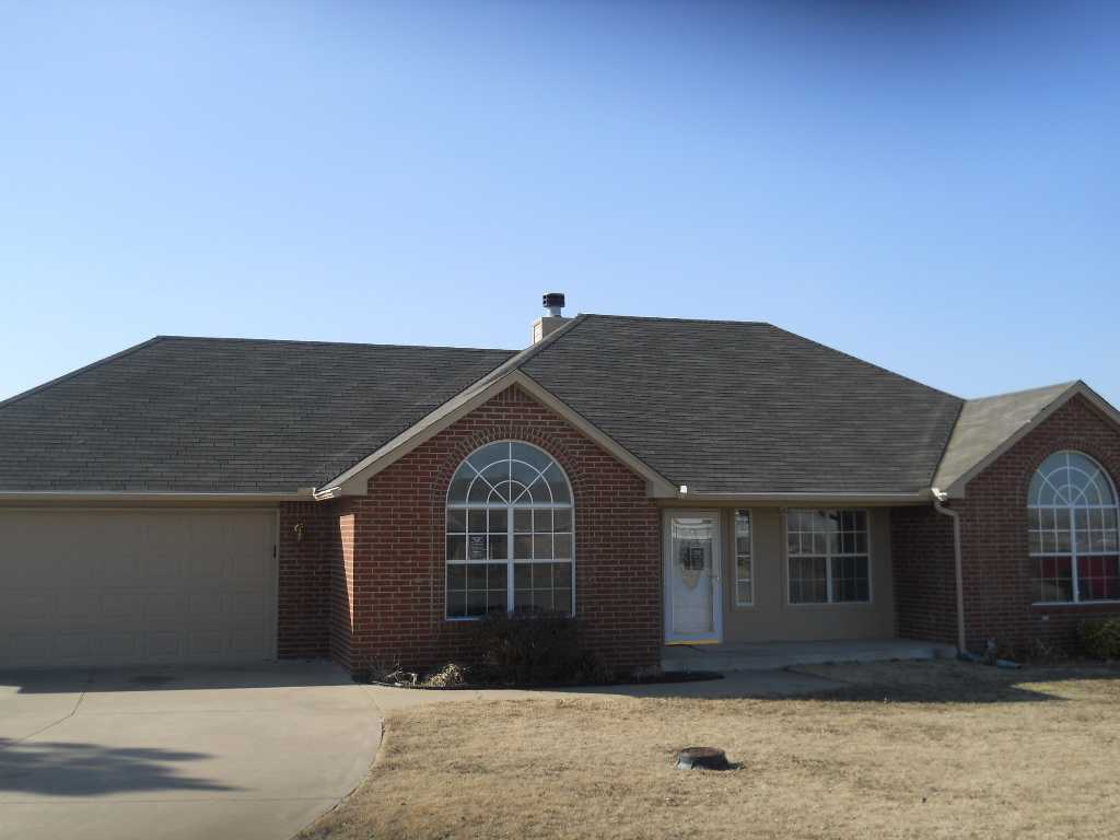 1104 S Hummingbird Ln