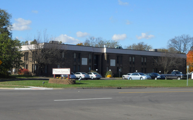 4000 S Portage Street