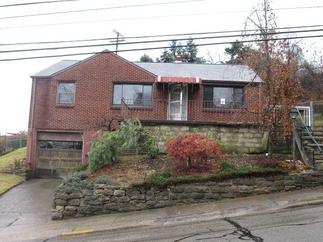 943 Center Ave