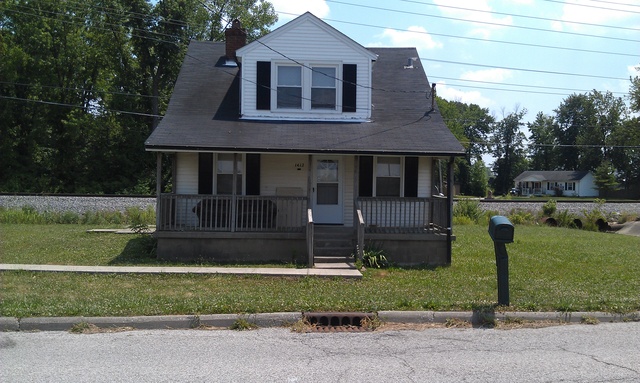 1412 CHARLESTOWN-NEW ALBANY RD