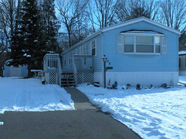 225 W. Lazy Acre Road