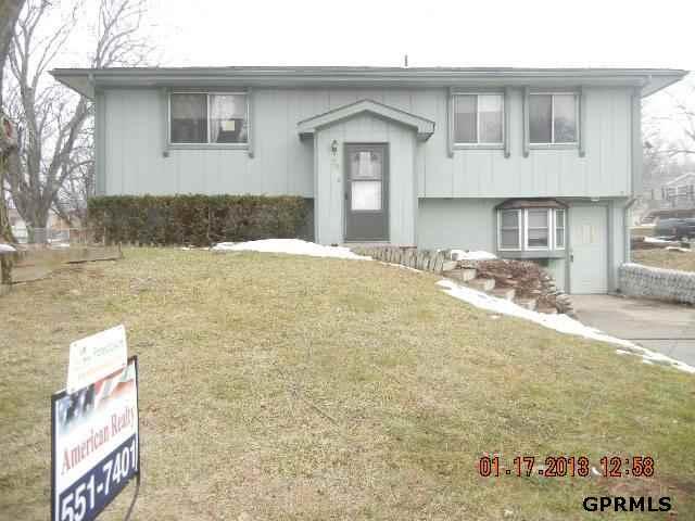 36 Redwood Ln