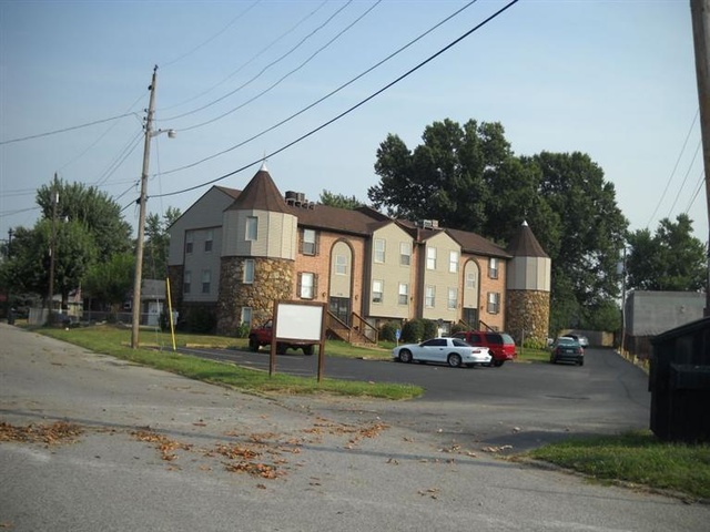204 N Marshall Ave