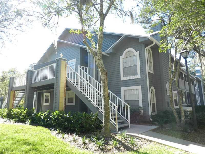 6011 Laketree Ln Apt C