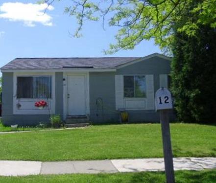12 Lucerne Ct