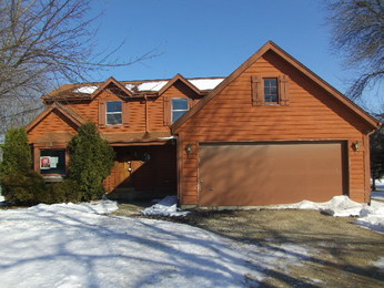 8531 Racine Ave