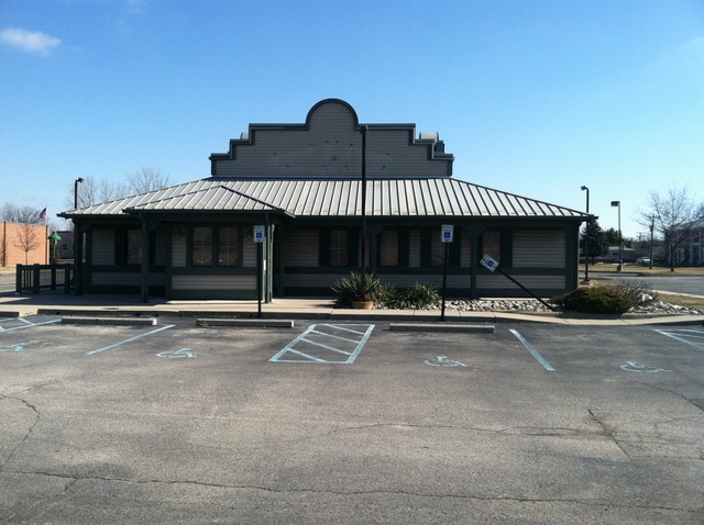 33950 Van Dyke Ave