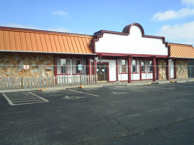 5186 E Main St