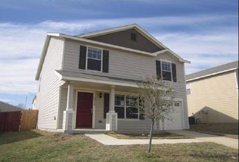 2932 Nara Vista Trl