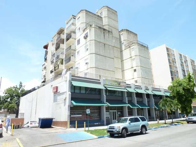 Cond Torres De Oro Apt 501