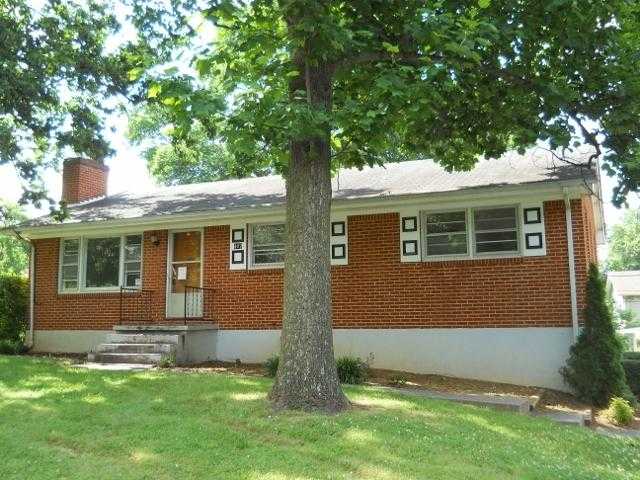 407 Hedgelawn Ave