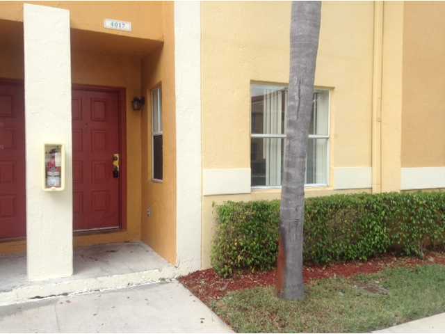 4017 NW 90TH AV # 4017