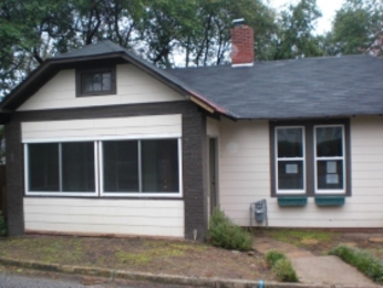 1104 Hogan Street