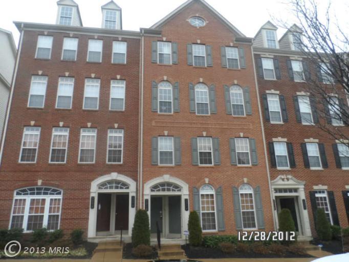 323 Munahan Cir Unit B