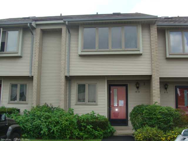 827 Oronoke Rd Apt 92