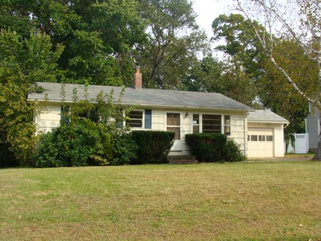 11 Zwicks Farm Rd