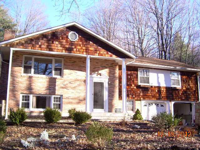 28 Starrs Plain Rd