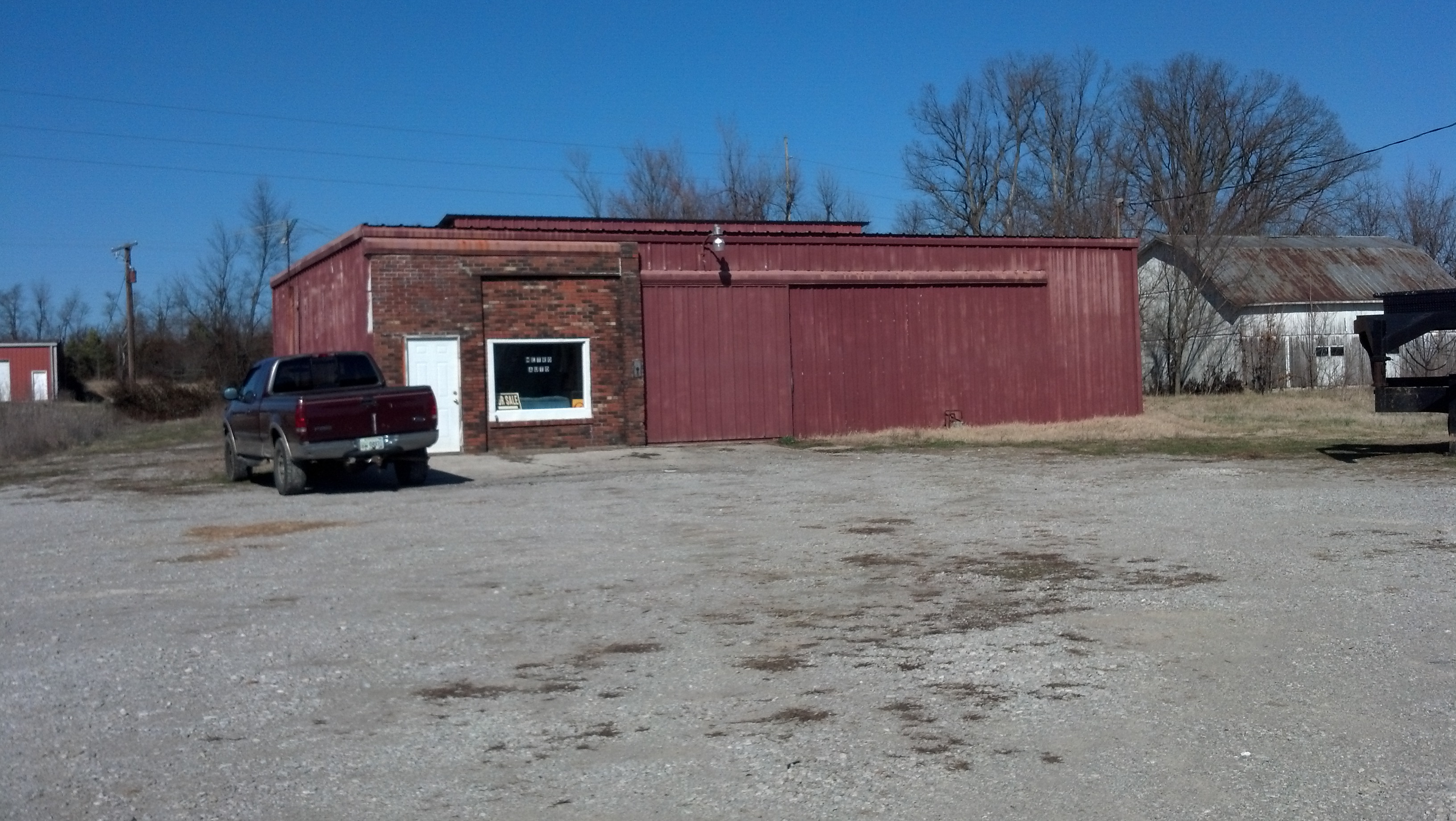 529 W Main St