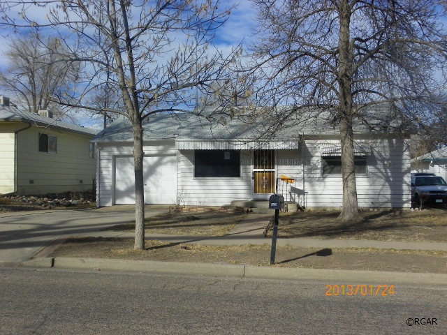 809 Woodlawn Ave