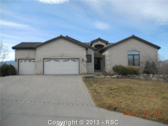 3268 Muirfield Dr