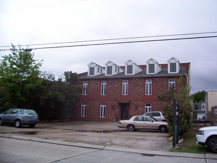 2800 Hessmer Ave.