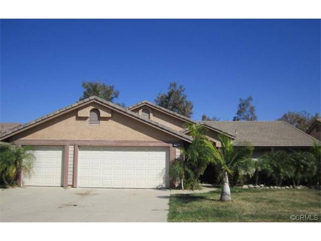 22500 Silver Dollar St