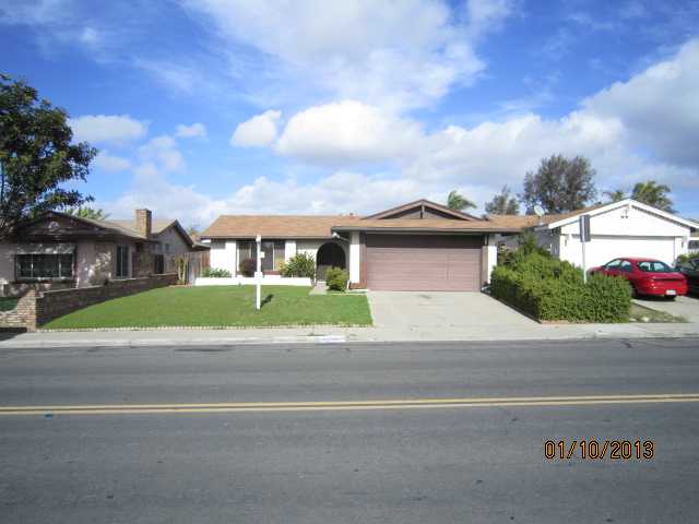 8190 Flanders Dr