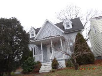 318 Jackson Ave