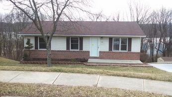 419 London Ct