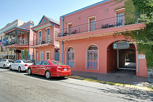 417 Frenchmen St